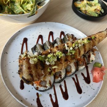Yume Dining - crispy unagi futomaki - Japanese Near Me - Vancouver, British Columbia Yume Dining - crispy unagi futomaki - Japanese Near Me - Vancouver, British Columbia