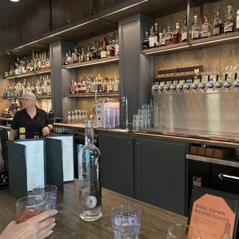 Merchants Club - Whiskey Bars Near Me - Bellevue, Kentucky Merchants Club - Whiskey Bars Near Me - Bellevue, Kentucky