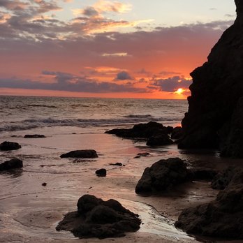 El Matador State Beach - Rocks - Beaches Near Me - Malibu, California El Matador State Beach - Rocks - Beaches Near Me - Malibu, California