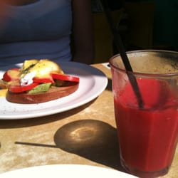 The Coogee Bite Cafe - Breakfast bruschetta & pacific frappe - delish!