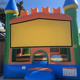 Bounce house for a last minute family get together. Quick service. Bounce house for a last minute family get together. Quick service.