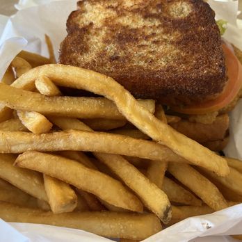 LINDY’S ON 4TH - Updated January 2025 - 551 Photos & 668 Reviews - 500 ...