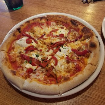 800 Degrees - This is the 800 pizza it is kinda spicy but very delicious - Pizza Near Me - Fort Wayne, Indiana 800 Degrees - This is the 800 pizza it is kinda spicy but very delicious - Pizza Near Me - Fort Wayne, Indiana