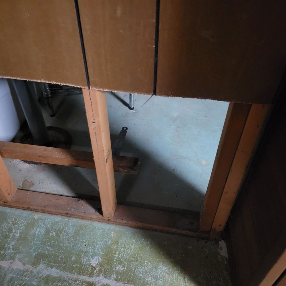 Slide of Roto-Rooter Plumbing & Water Cleanup