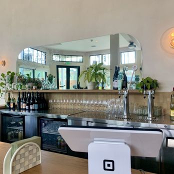 Best Friends - Bar area - Wine Bars Near Me - Albany, California Best Friends - Bar area - Wine Bars Near Me - Albany, California
