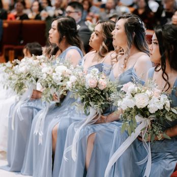 Queen Bridals - Bridesmaids' bouquets - Wedding Planning Near Me - San Jose, California Queen Bridals - Bridesmaids' bouquets - Wedding Planning Near Me - San Jose, California