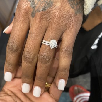 Siamonto Jewelers - Total 2ct diamond sized with Raffi - Jewelry Repair Near Me - Seattle, Washington Siamonto Jewelers - Total 2ct diamond sized with Raffi - Jewelry Repair Near Me - Seattle, Washington