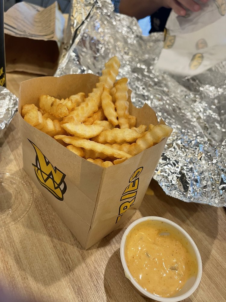 WHICH WICH Updated September 2024 18 Photos & 29 Reviews 545 S