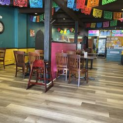 Crazy Taco Bar & Grill - Crazy Taco's interior - take-out with dine-in options