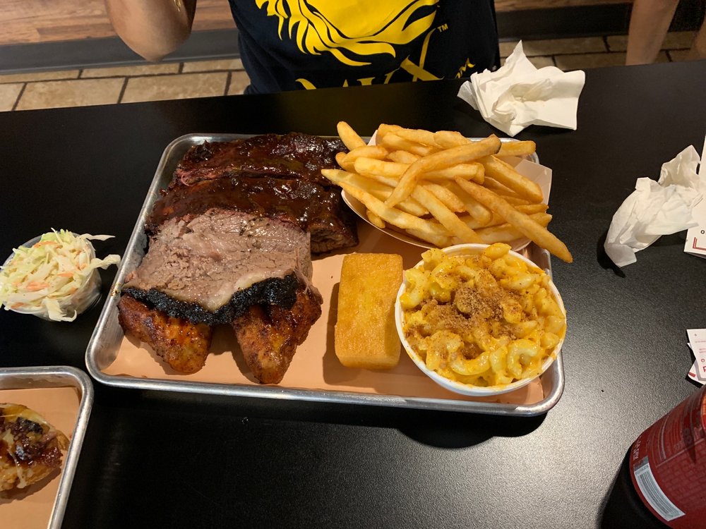 AB’S AMAZING RIBS Updated August 2024 244 Photos & 195 Reviews 27310 Ford Rd, Dearborn