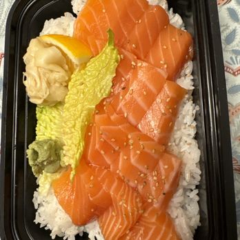 Taisho - Salmon sushi bowl - Japanese Near Me - Monrovia, California