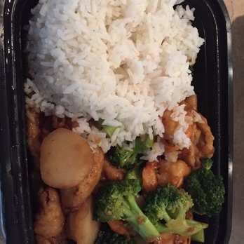 Ty Ginger Asian Bistro - Ty's chicken and shrimp - Asian Fusion Near Me - Dublin, Ohio