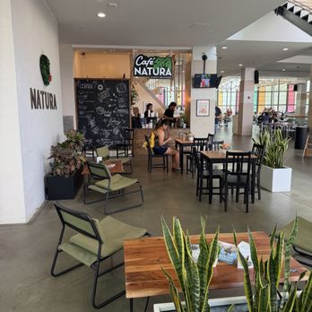 Cafe Natura - Cafes Near Me - Oviedo, Florida Cafe Natura - Cafes Near Me - Oviedo, Florida