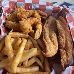Mi Tenampa - Two pieces of fish with six LARGE shrimp and fries. DELISH!