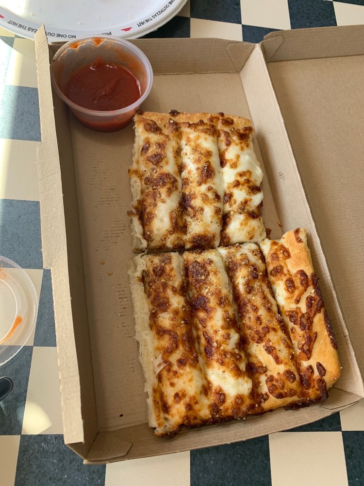 PIZZA HUT Updated September 2024 10 Photos & 16 Reviews 2111 W