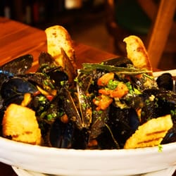 Osteria Nero D'avola - Mussels