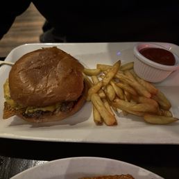 Smash burger with a very little amount of fries
