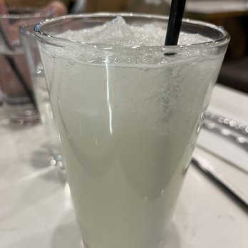 Gracie Mews Diner - Lemonade - Diners Near Me - New York, New York