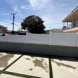 Cuadras Fence