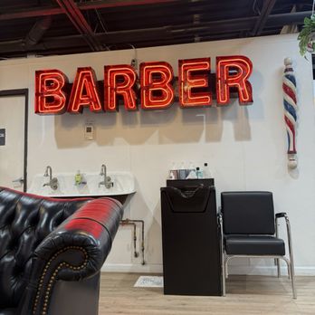 Detroit Barber - Barbers Near Me - Birmingham, Michigan Detroit Barber - Barbers Near Me - Birmingham, Michigan