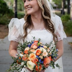 Berglund Floral & Wedding