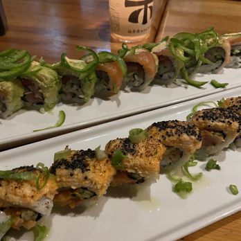 Umi Sake House - Spicy Cassidy roll and moonraker roll - Sushi Bars Near Me - Seattle, Washington Umi Sake House - Spicy Cassidy roll and moonraker roll - Sushi Bars Near Me - Seattle, Washington