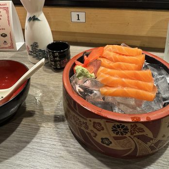 Kumagoro - Salmon sashimi - Sushi Bars Near Me - Anchorage, Alaska Kumagoro - Salmon sashimi - Sushi Bars Near Me - Anchorage, Alaska