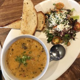 Thai chicken with rice soup, cowboy salad and garlic toast Thai chicken with rice soup, cowboy salad and garlic toast