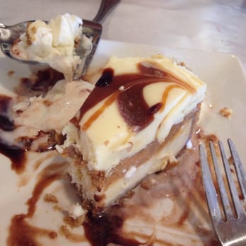 Crab Avenue - This is the first time I've tried the dulce de leche cheesecake. It was delicious. - Seafood Near Me - Glendale, California Crab Avenue - This is the first time I've tried the dulce de leche cheesecake. It was delicious. - Seafood Near Me - Glendale, California