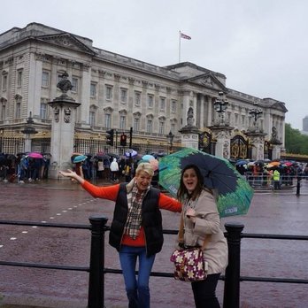 Buckingham Palace - Landmarks & Historical Buildings Near Me - London, XGL