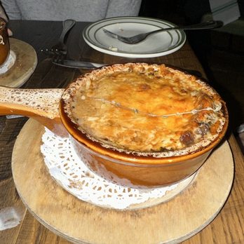 Vyoone's - French onion - French Near Me - New Orleans, Louisiana Vyoone's - French onion - French Near Me - New Orleans, Louisiana