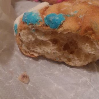 El Bolillo Bakery - A tooth was found inside the bread at this bakery!!! - Bakeries Near Me - Houston, Texas El Bolillo Bakery - A tooth was found inside the bread at this bakery!!! - Bakeries Near Me - Houston, Texas