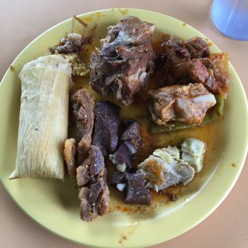 Guadalajara Buffet - Eggs in spicy chile sauce, goat, pork, pork in chile verde, slow cooked beef, fresh pork rinds, chicken tamale - Mexican Near Me - Aurora, Colorado Guadalajara Buffet - Eggs in spicy chile sauce, goat, pork, pork in chile verde, slow cooked beef, fresh pork rinds, chicken tamale - Mexican Near Me - Aurora, Colorado