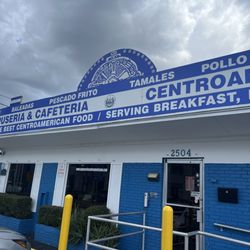 Pupuseria & Cafeteria Centroamericana - Front