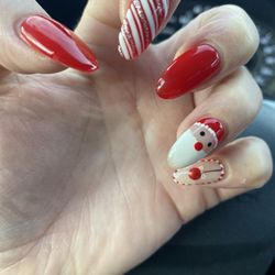 Diva Nails And Spa - Christmas