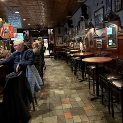 Benny Havens Pub & Restaurant - The place on a November Tuesday early.