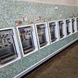 Spoons Frozen Yogurt - The soft yogurt machines.
