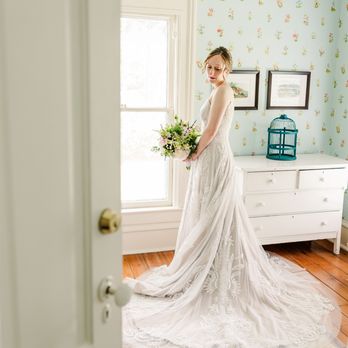 Cassie Lacina Photography - Bridal Portraits - Event Photography Near Me Cassie Lacina Photography - Bridal Portraits - Event Photography Near Me