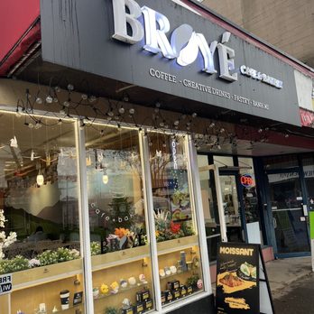Broyé Cafe & Bakery - Bakeries Near Me - Vancouver, British Columbia Broyé Cafe & Bakery - Bakeries Near Me - Vancouver, British Columbia