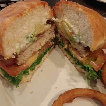 Moo Moo's Burger Barn - Bacon, Avo, Pepper jack cheese burger w/ turkey patty cut in half 2 see all the goodness - Burgers Near Me - Rocklin, California Moo Moo's Burger Barn - Bacon, Avo, Pepper jack cheese burger w/ turkey patty cut in half 2 see all the goodness - Burgers Near Me - Rocklin, California