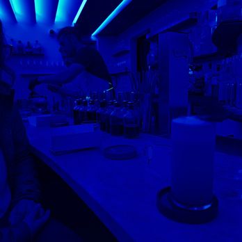 In Plain Sight - Southern Pearl - Cocktail Bars Near Me - Austin, Texas