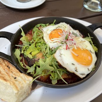 Medina Cafe - Rib skillet - Breakfast & Brunch Near Me - Vancouver, British Columbia Medina Cafe - Rib skillet - Breakfast & Brunch Near Me - Vancouver, British Columbia