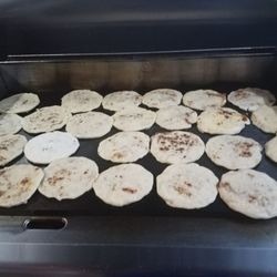 RJM Rancho BBQ - Pupusas  Loroco, frijol,queso, chicharrón o Revueltas   Beans, cheese, pork ,or mix
