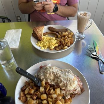 Cafe Madison - Southern Beni and Basic Breakfast with Chorizo Side - Breakfast & Brunch Near Me - Albany, New York Cafe Madison - Southern Beni and Basic Breakfast with Chorizo Side - Breakfast & Brunch Near Me - Albany, New York