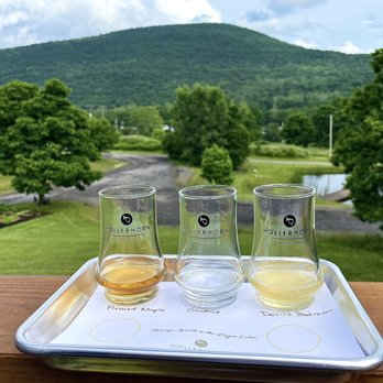 Hollerhorn Distilling - Distilleries Near Me - Naples, New York