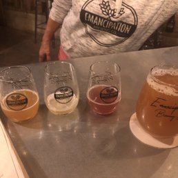 Lots of tasters here.