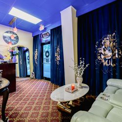 Zhenyue Massage - The main advantages of massage therapy are the following: It is a natural and non-invasive treatment option...