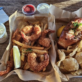Seabreeze On The Dock - Fried Shrimp plate and Lobster Roll - Seafood Near Me - Oakland, California Seabreeze On The Dock - Fried Shrimp plate and Lobster Roll - Seafood Near Me - Oakland, California