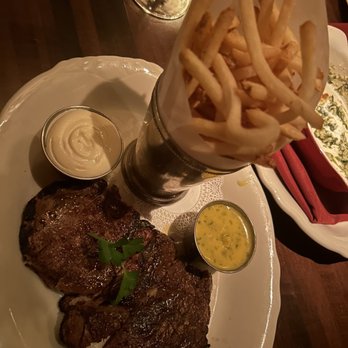 Trivoli Tavern - Steak frites - American Near Me - Chicago, Illinois Trivoli Tavern - Steak frites - American Near Me - Chicago, Illinois