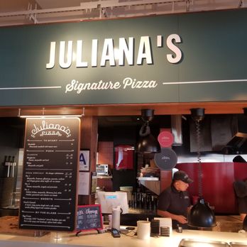 Juliana's - Front service area - Pizza Near Me - Brooklyn, New York